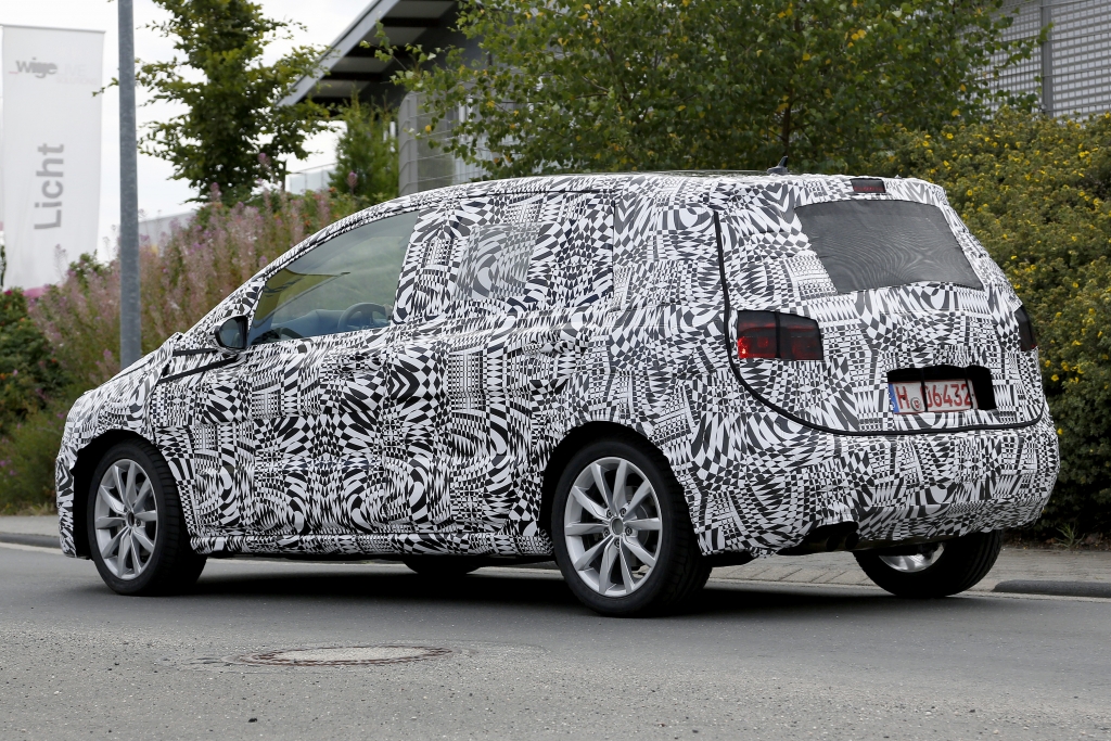 Erwischt: Erlkönig VW Golf Plus – Das Plus an Platz