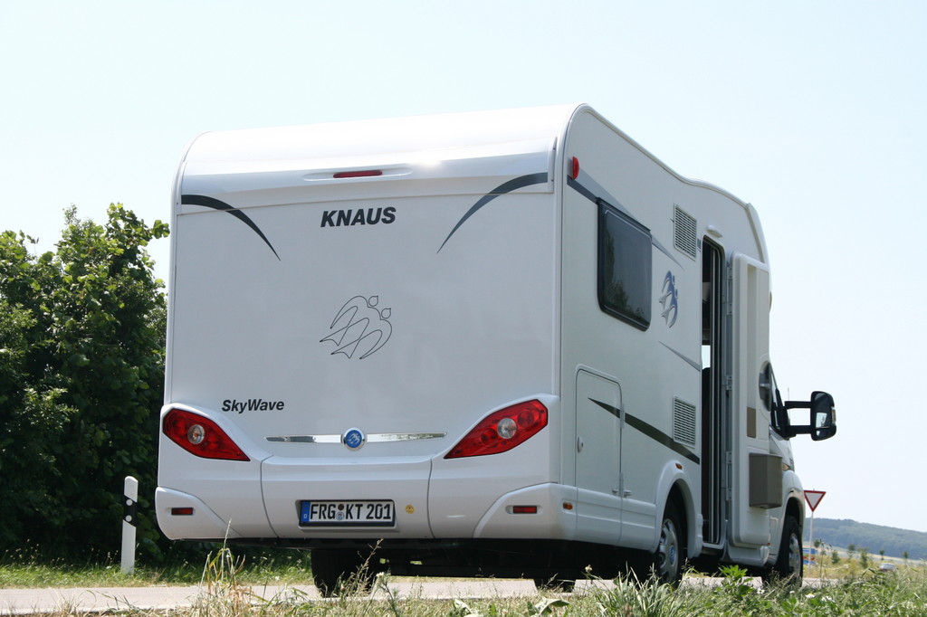 Fahrbericht Knaus Sky Wave 650 MF: Keine Enge