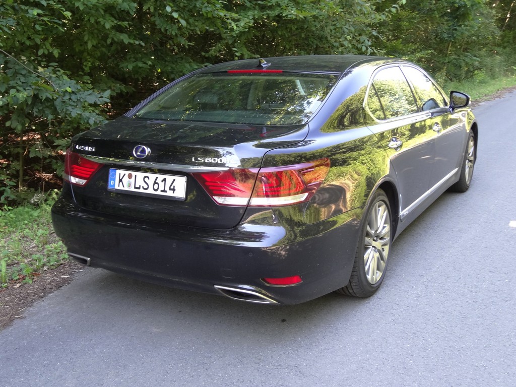 Fahrbericht Lexus LS 600h L Wellnessline: Abgefahr‘n