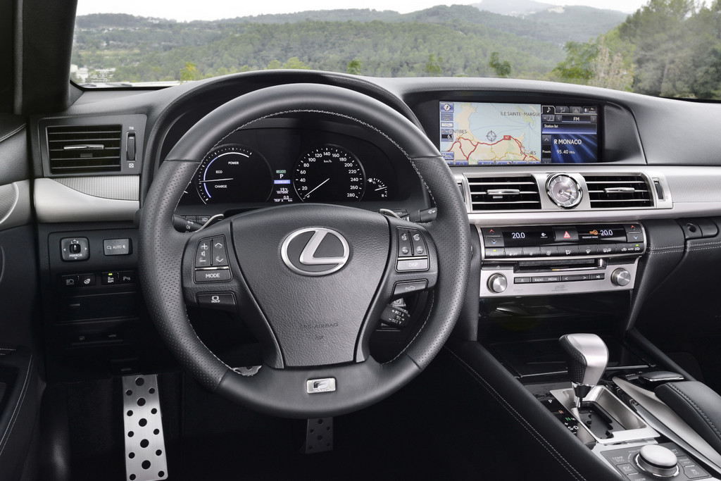 Fahrbericht Lexus LS 600h L Wellnessline: Abgefahr‘n