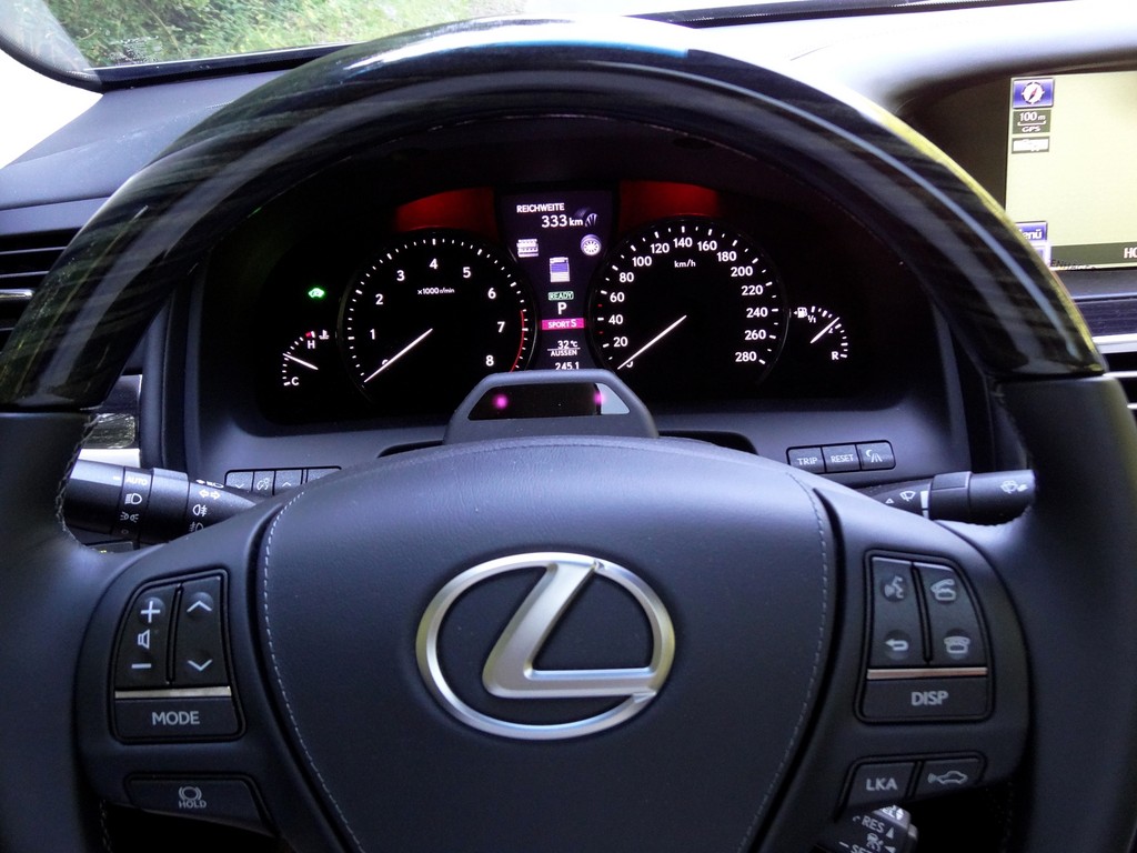 Fahrbericht Lexus LS 600h L Wellnessline: Abgefahr‘n