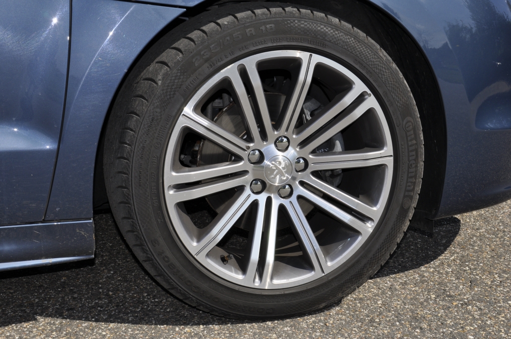 Fahrbericht Peugeot RCZ: Warum bauen die Franzosen die schönsten Autos?
