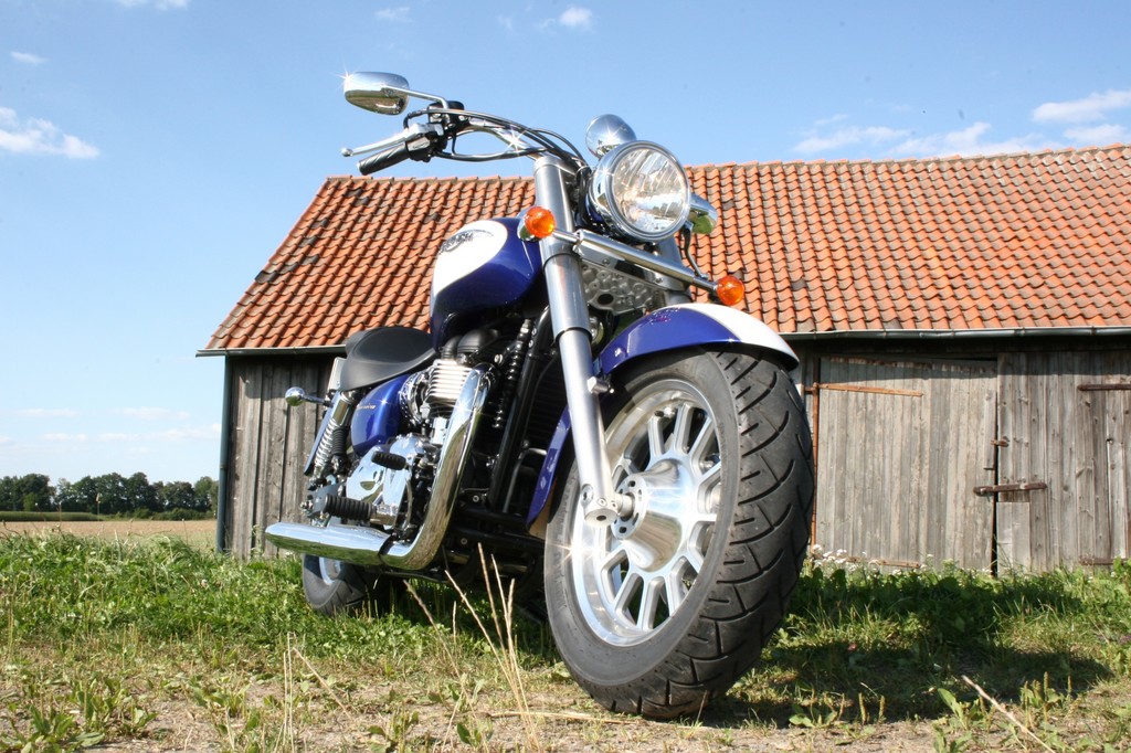 Fahrbericht Triumph America: Nomen est omen