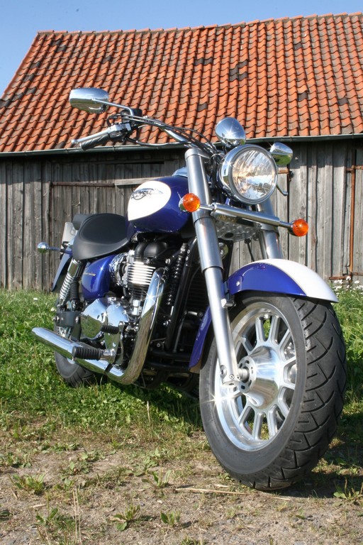 Fahrbericht Triumph America: Nomen est omen
