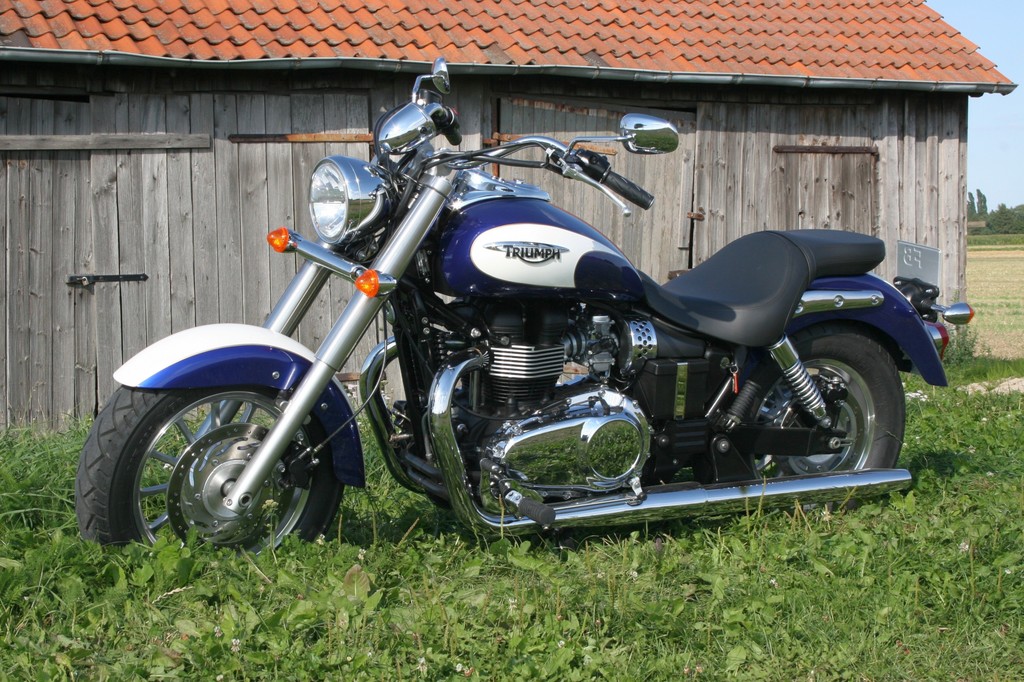 Fahrbericht Triumph America: Nomen est omen
