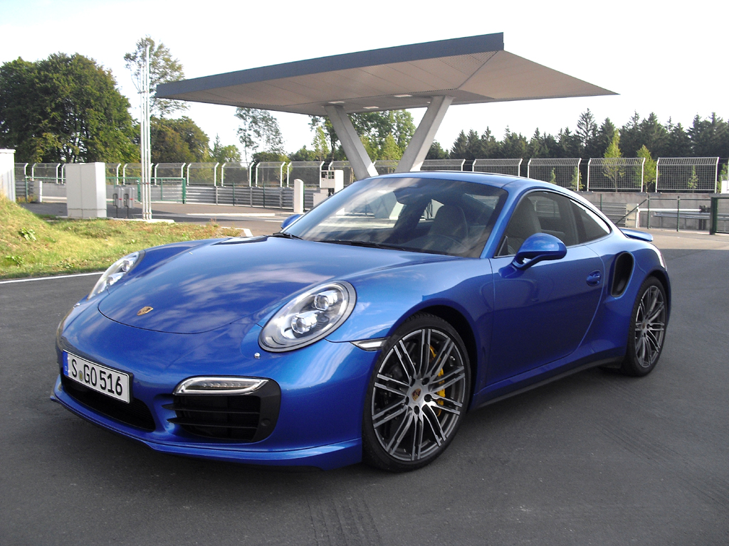 Fahrdynamische Spitze: Porsches neuer Turbo-911 startet im September