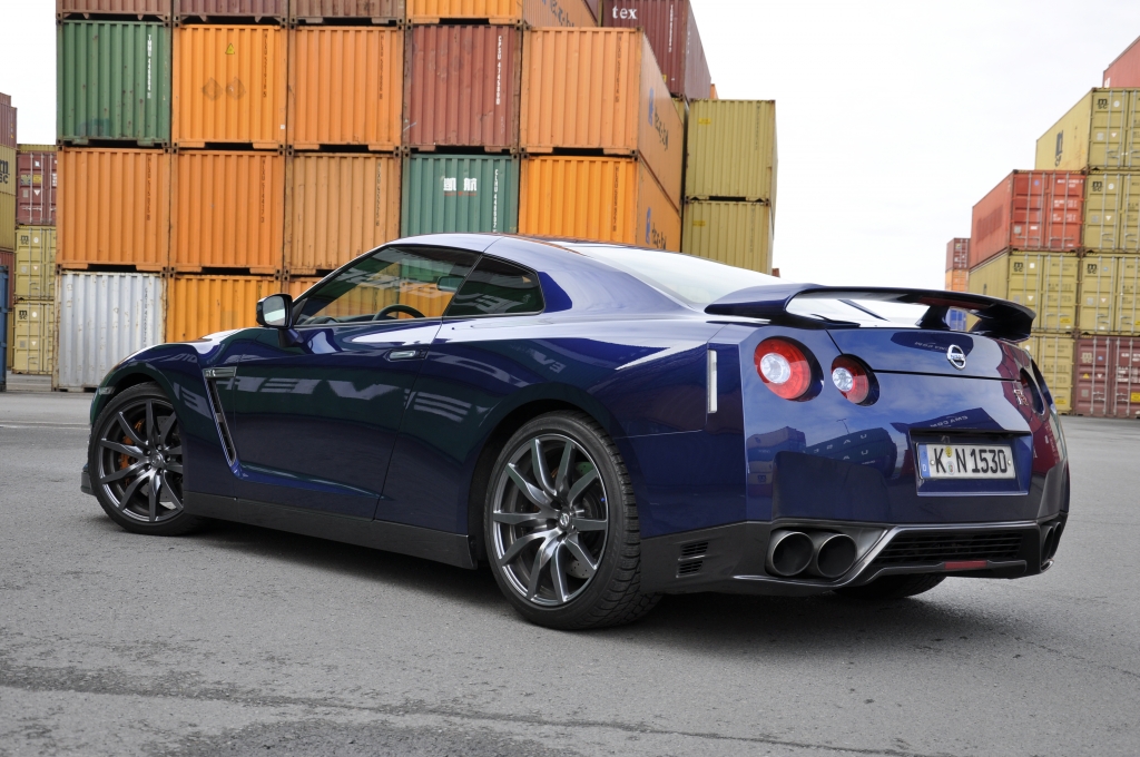 GT-R elektrisiert? Nissan sichert sich Markenname »R-Hybrid«
