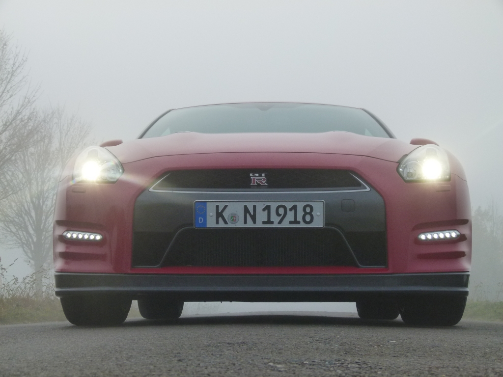 GT-R elektrisiert? Nissan sichert sich Markenname »R-Hybrid«