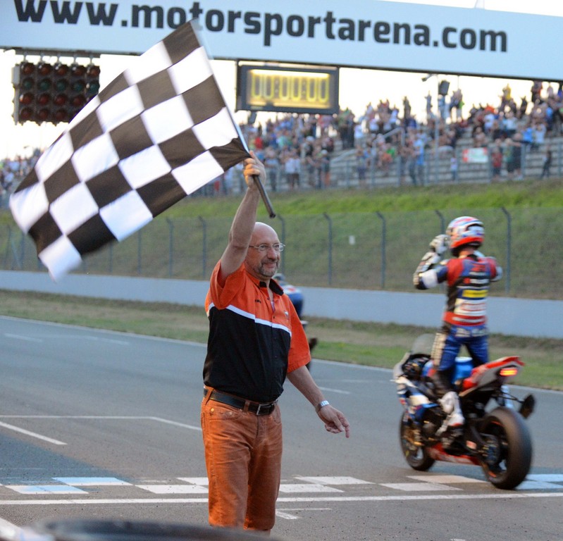 German Speedweek: Suzuki gewinnt Acht-Stunden-Rennen