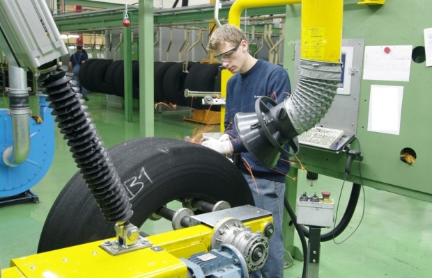 Goodyear Dunlop runderneuert kundeneigene Lkw-Reifen