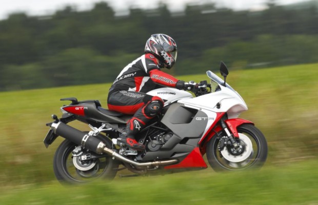 Hyosung GT 650i R - Neu in weiß