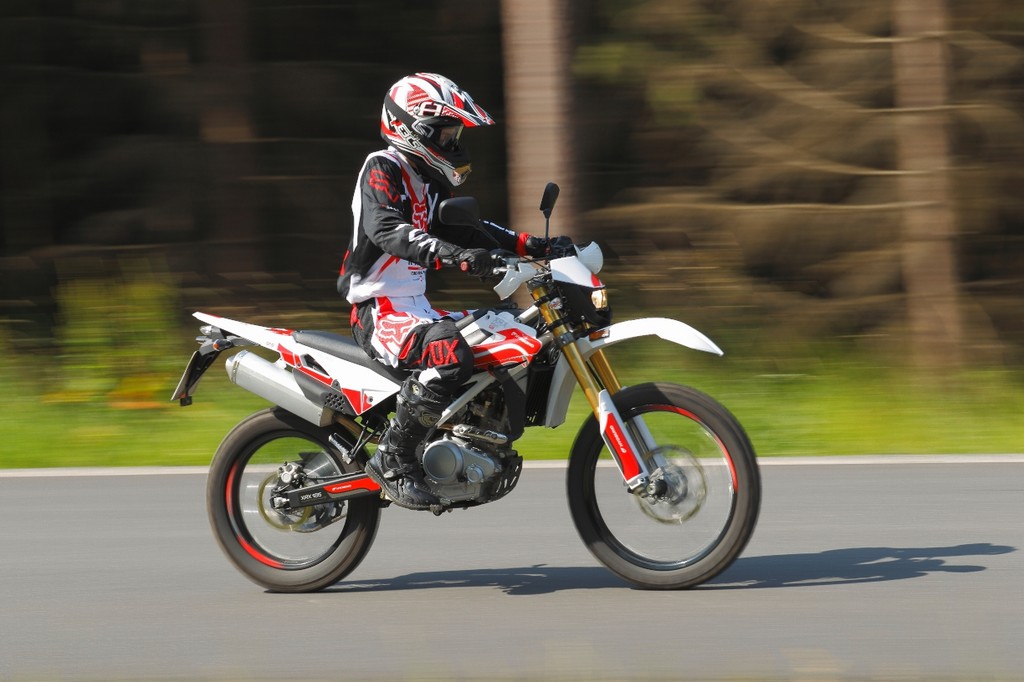 Hyosung bringt XRX 125 LC auf den Markt