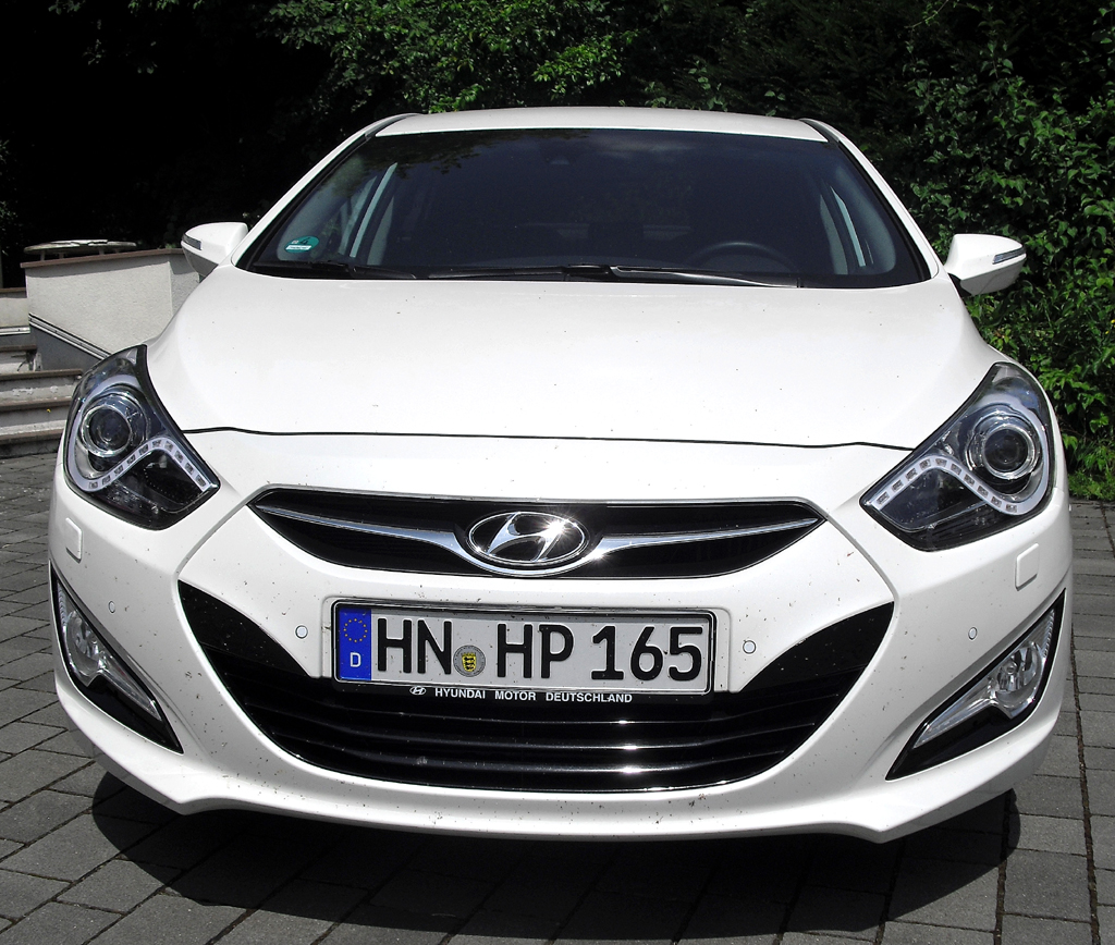 Hyundai i40: Blick auf die Frontpartie. 