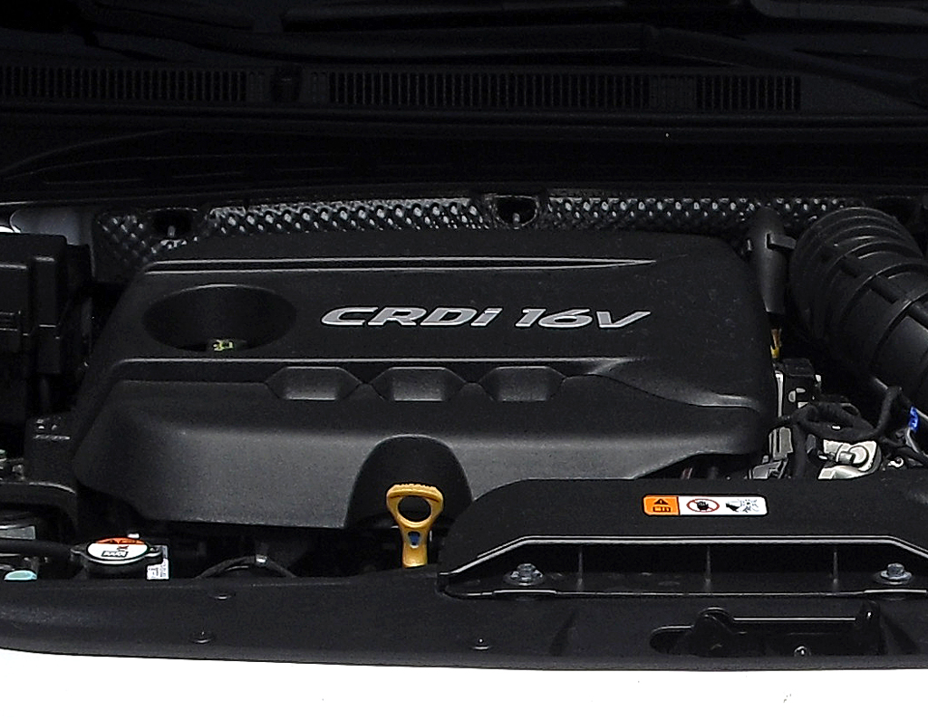 Hyundai i40: Blick unter die Haube auf den 1,7-Liter-Selbstzünder. 