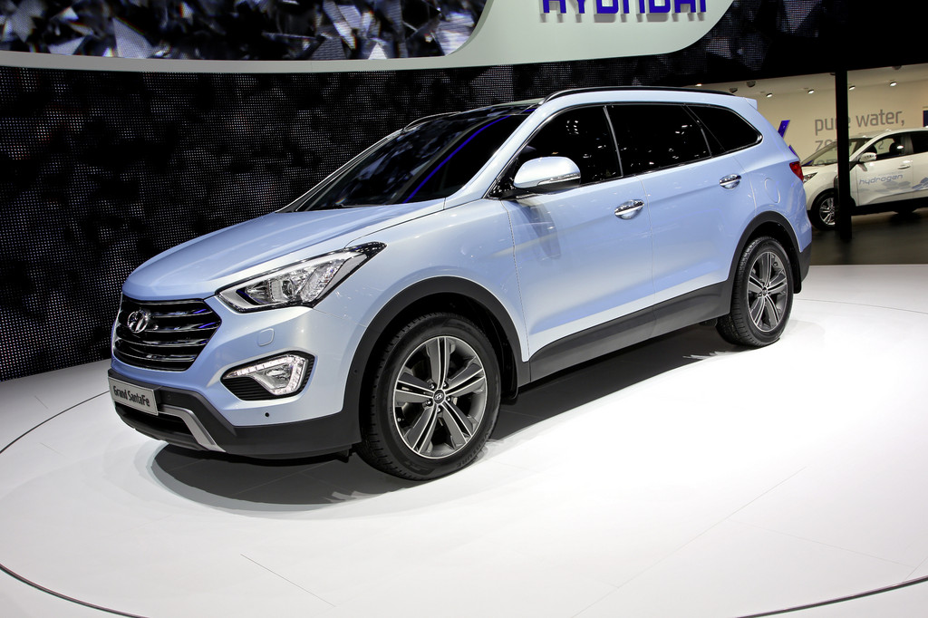 IAA 2013: Hyundai peppt den i10 auf und streckt den Santa Fe