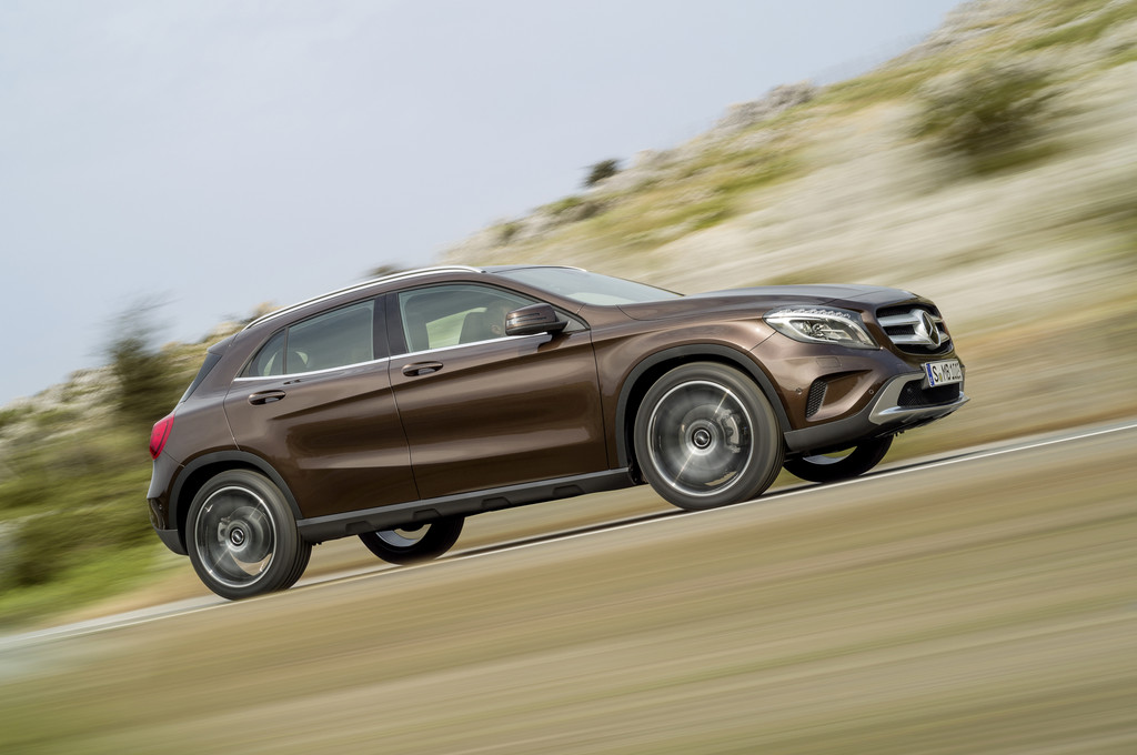IAA 2013: Mercedes-Benz GLA fährt mit Spitzenwerten vor