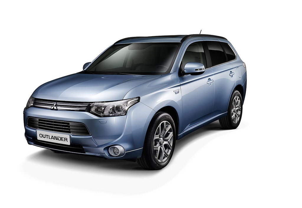 IAA 2013: Mitsubishi Outlander PHEV gibt sein Deutschland-Debüt