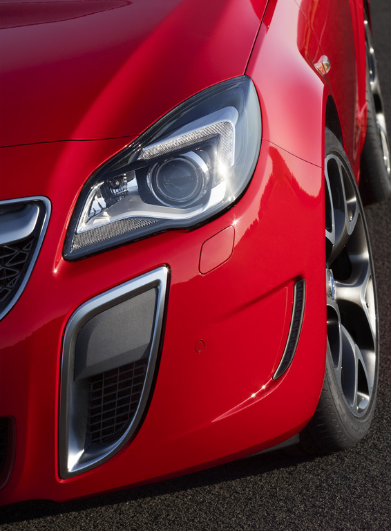 IAA 2013: Stärkster Opel Insignia verspricht noch mehr Fahrspaß