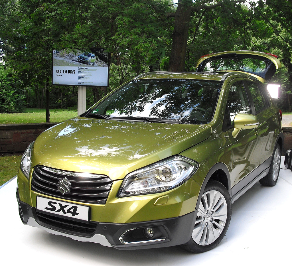 Mit eigenem Stil: Suzuki kündigt neuen SX4 noch für September an