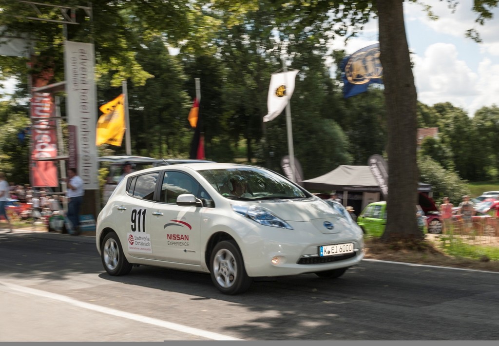 Nissan Leaf gewinnt Bergrennen