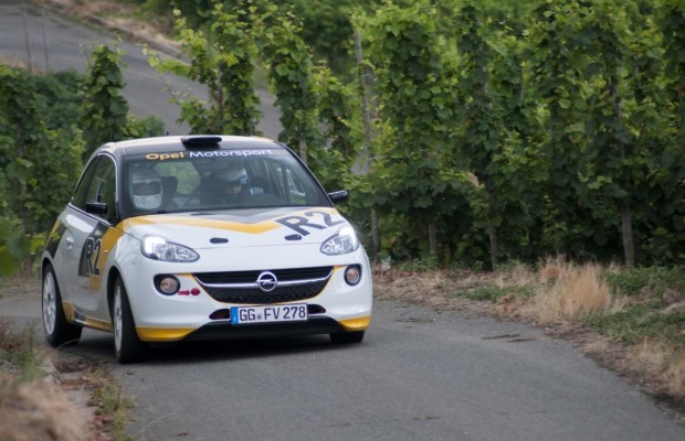 Opel Adam in der Rally: Driften wie die Weltmeister