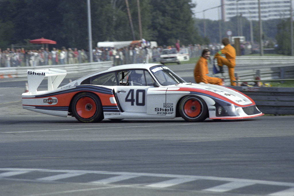 Porsches rollendes Museum geht auf Tour