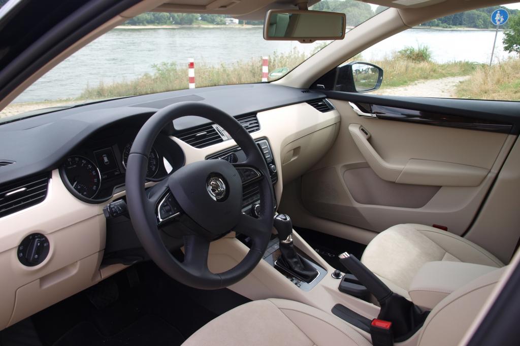 Positionierung der Knöpfe, handschmeichelnde Materialien, komfortable Sitze - gelernt haben die Tschechen von den hierzulande Erfolgreichsten: knapp 22 Prozent Marktanteil hat Volkswagen in Deutschland