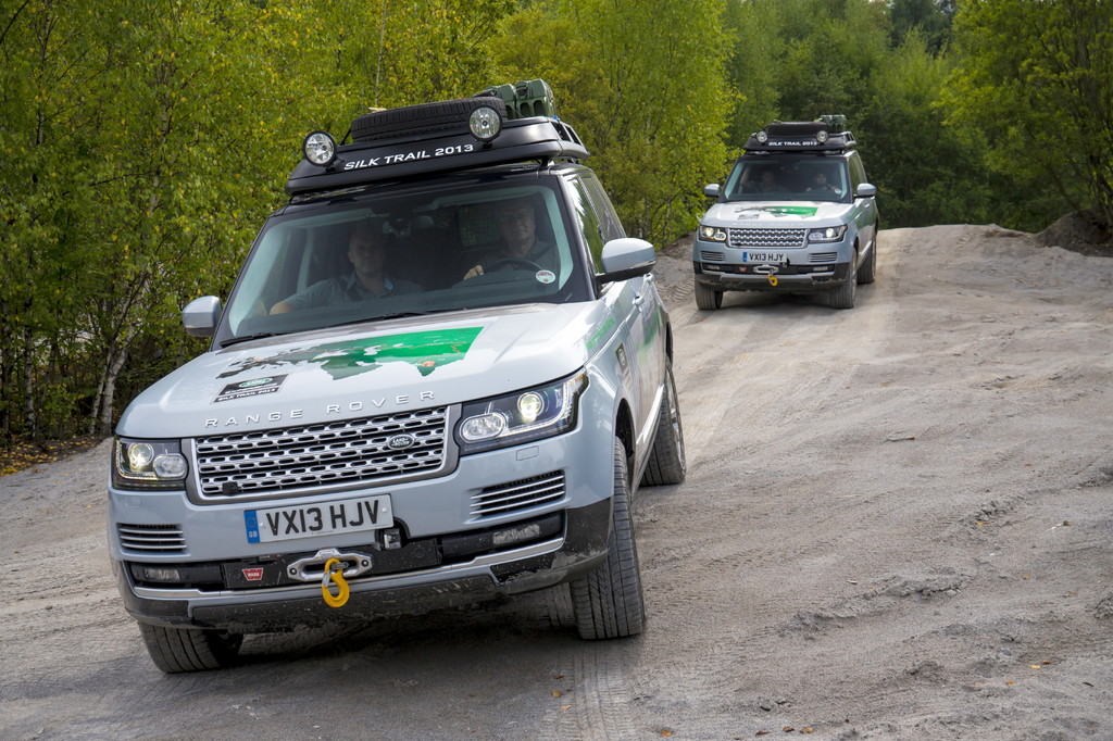 Seidenstraßen-Tour: Prolog mit einem Range Rover Hybrid
