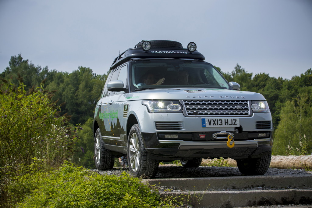 Seidenstraßen-Tour: Prolog mit einem Range Rover Hybrid