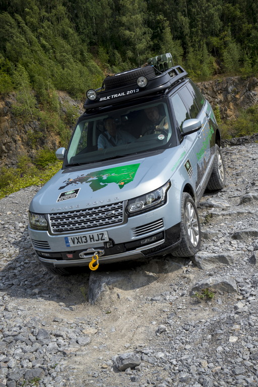 Seidenstraßen-Tour: Prolog mit einem Range Rover Hybrid