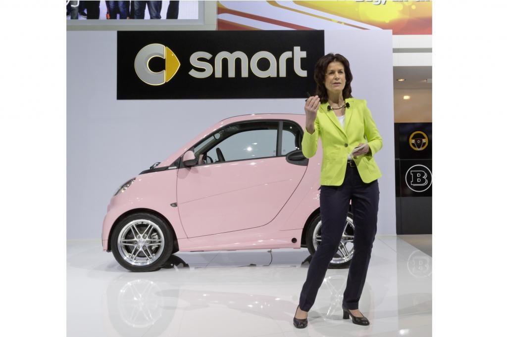 Smart-Chefin Anette Winkler besteht darauf, dass auch das neue Coupé als Smart erkennbar sein wird