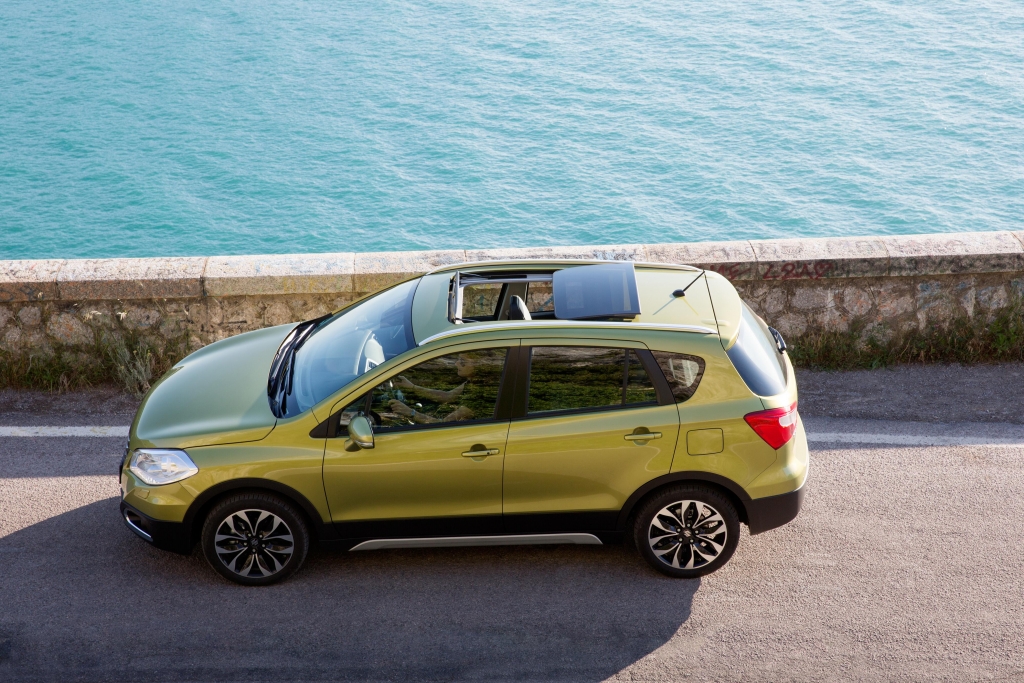 Suzuki SX4: Neuer Crossover im Kompaktsegment Deutschlandpremiere auf der IAA 2013