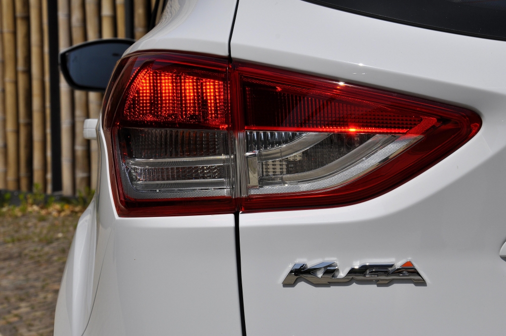 Test Ford Kuga 2.0 TDCi 4x4 Powershift Titanium: Durstiges Familienauto