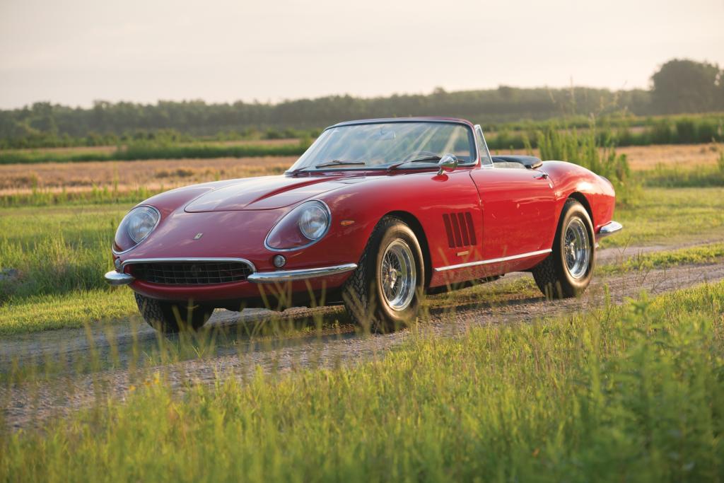 Teuerster Ferrari der Welt versteigert - Fabelhafter V12