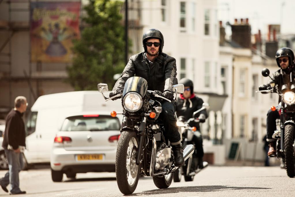 Triumph überarbeitet klassische Naked-Bikes