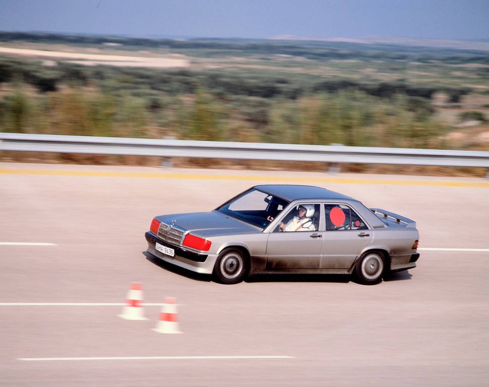 Vor 30 Jahren: Mercedes-Benz 190 E auf Rekordfahrt