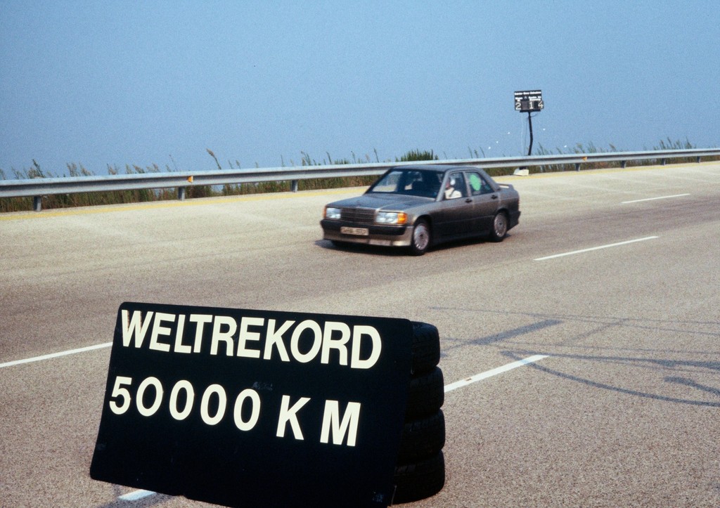 Vor 30 Jahren: Mercedes-Benz 190 E auf Rekordfahrt