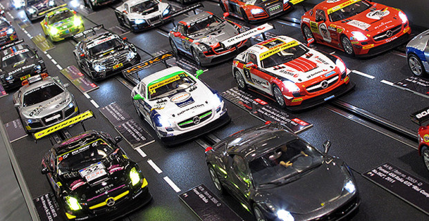 auto.de-Gewinnspiel: Rennauftakt mit der »Evolution DTM Turbo Drift« von Carrera