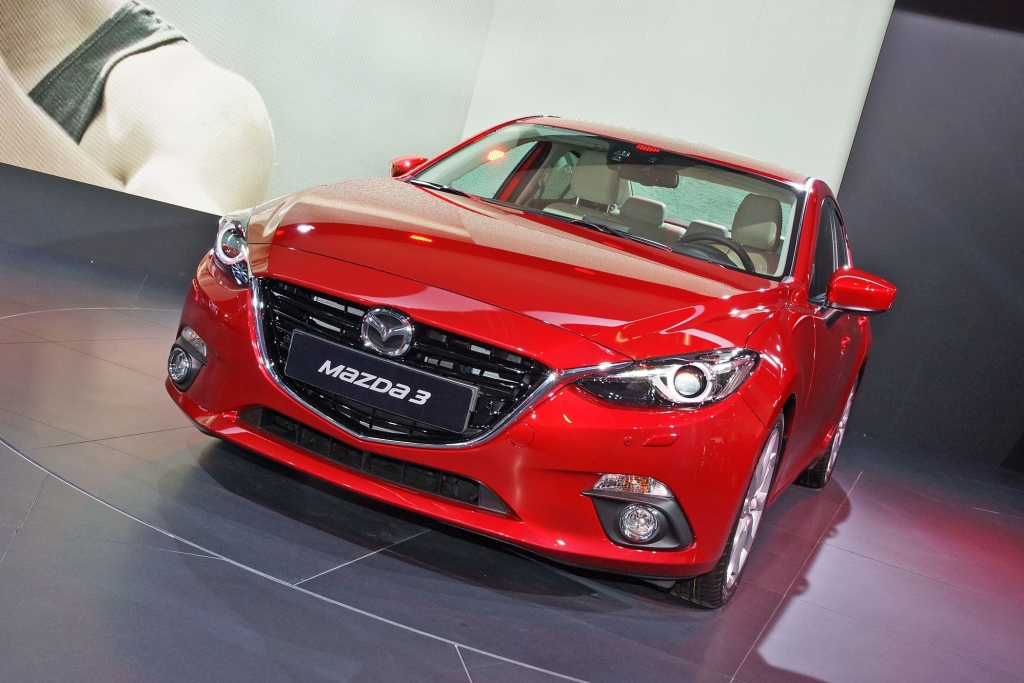 © Matthias Knödler/SP-X | Am 14. Februar steht das Mazda3-Stufenheck bei den Händlern