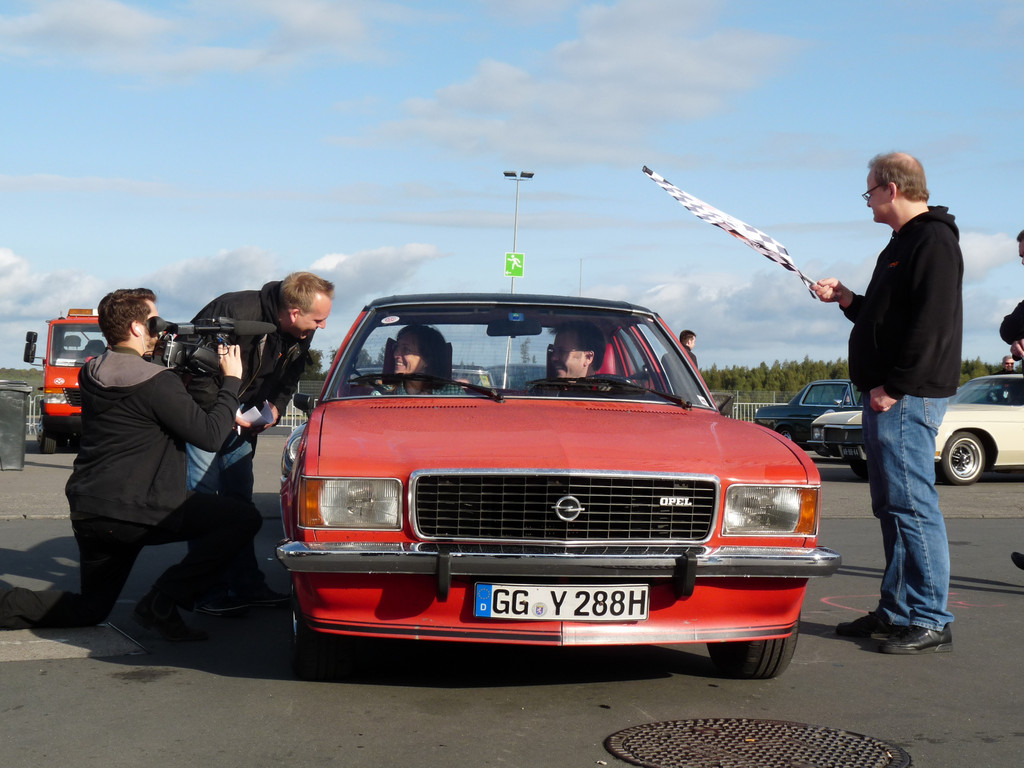 25 Opel starten bei der 
