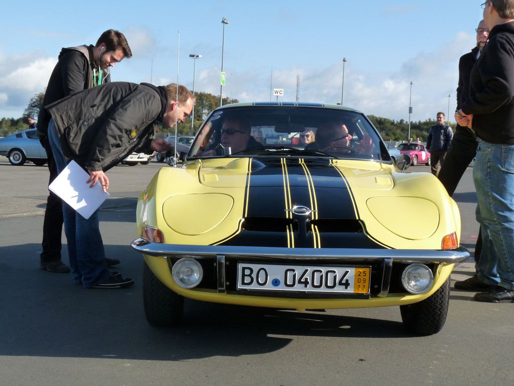 25 Opel starten bei der 