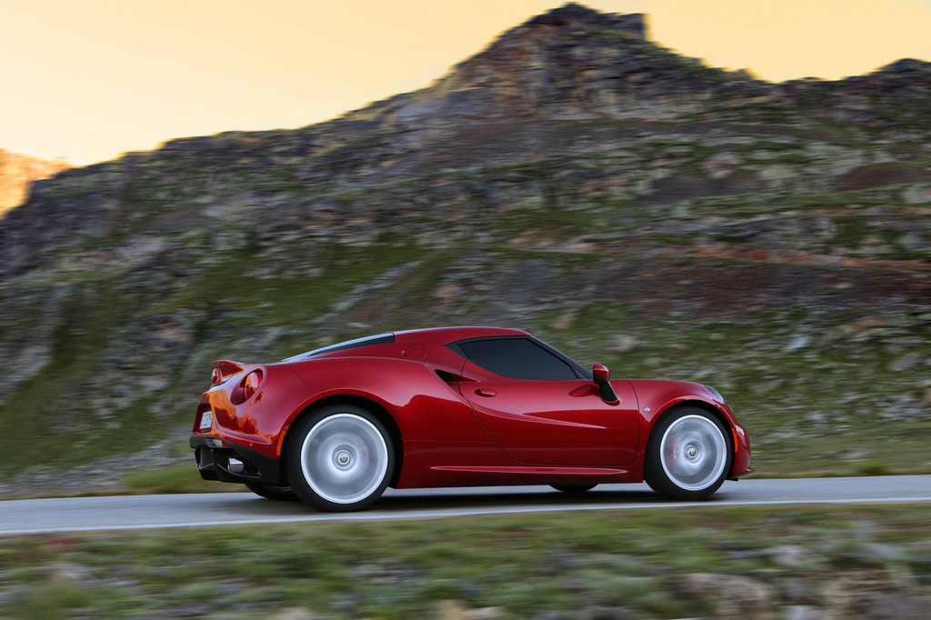 Alfa Romeo 4C ab 50 500 Euro