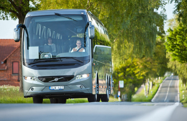 Busworld 2013: Volvo präsentiert seinen Hybrid-Gelenkbus