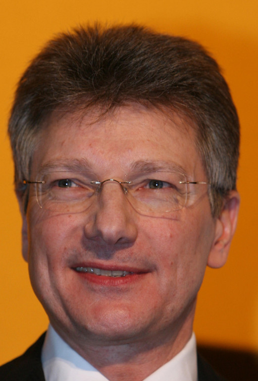 Degenhart bleibt Conti-Chef