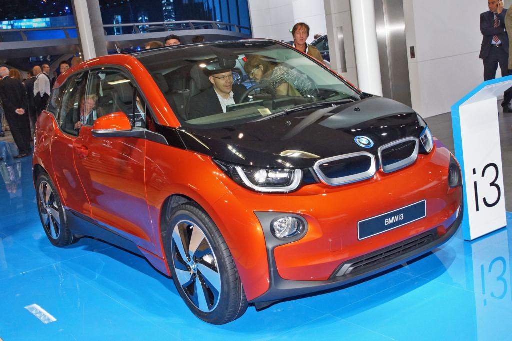 Der BMW i3 will die Elektroautowelt revolutionieren