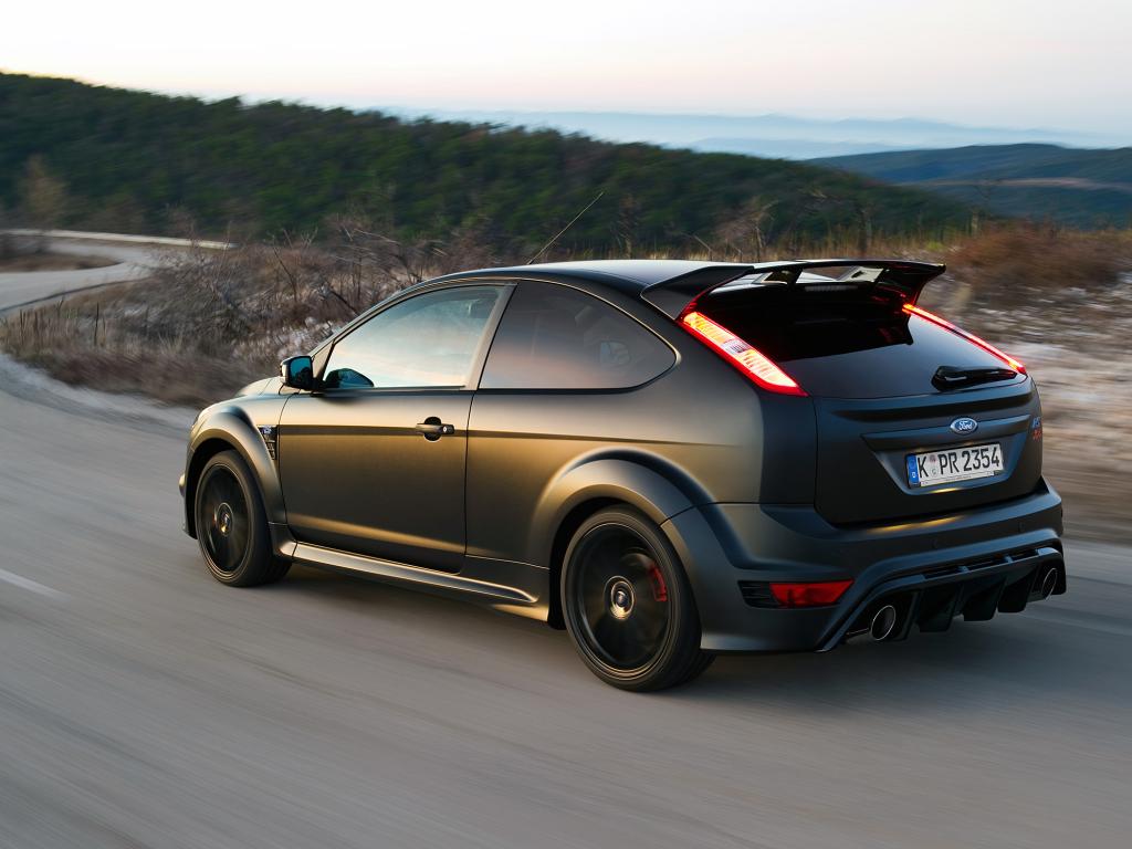 Der Ford Focus RS500 sieht schon kräftig aus