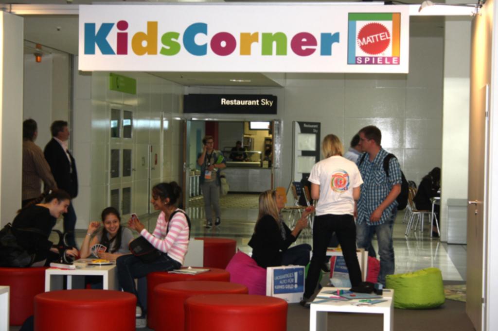 Die IAA für Kinder - Mit dem Lego-Führerschein zur Rennschnecke