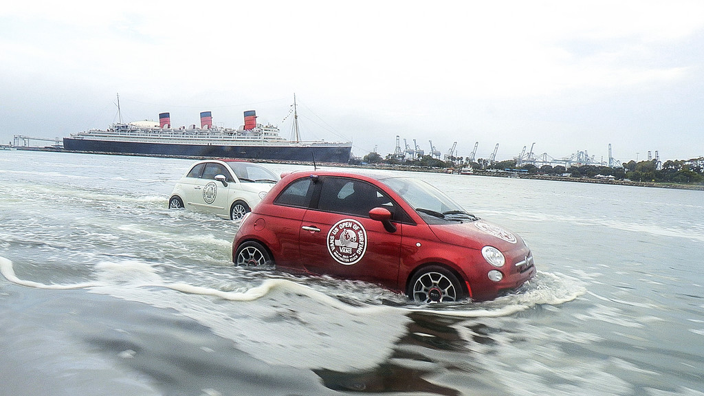 Fiat 500 macht den Freischwimmer