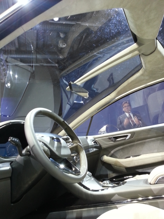 Ford S-Max Concept - Familien-Van fürs Sportler-Herz