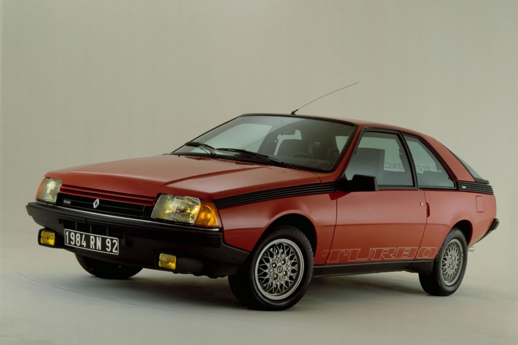 Heute mit nur noch 112 in Deutschland zugelassenen Exemplaren selten auf der Straße anzutreffen ist der Fuego Turbo, mit dem Renault vor 30 Jahren ein neues Topmodell für die Fuego-Baureihe präsentierte